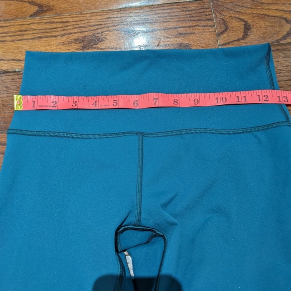 Lululemon Seek the Heat Tight * 28" - Green Jasper - Picture 11 of 13